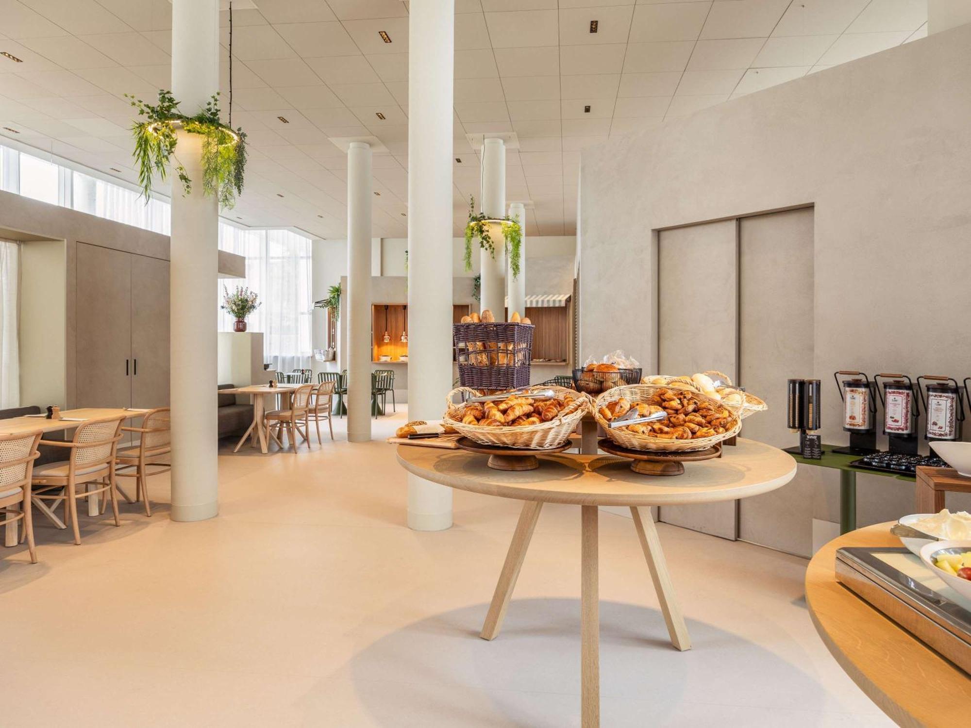 Ibis Styles Brugge Centrum Exterior photo