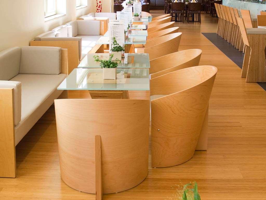 Ibis Styles Brugge Centrum Restaurant photo