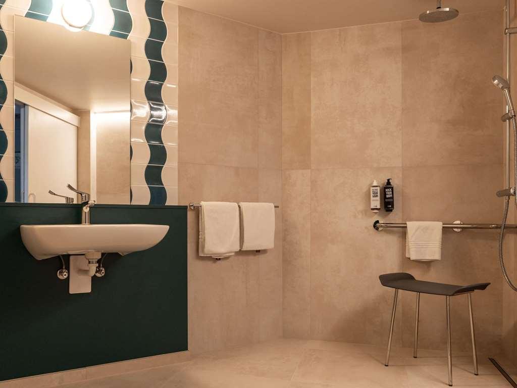 Ibis Styles Brugge Centrum Room photo