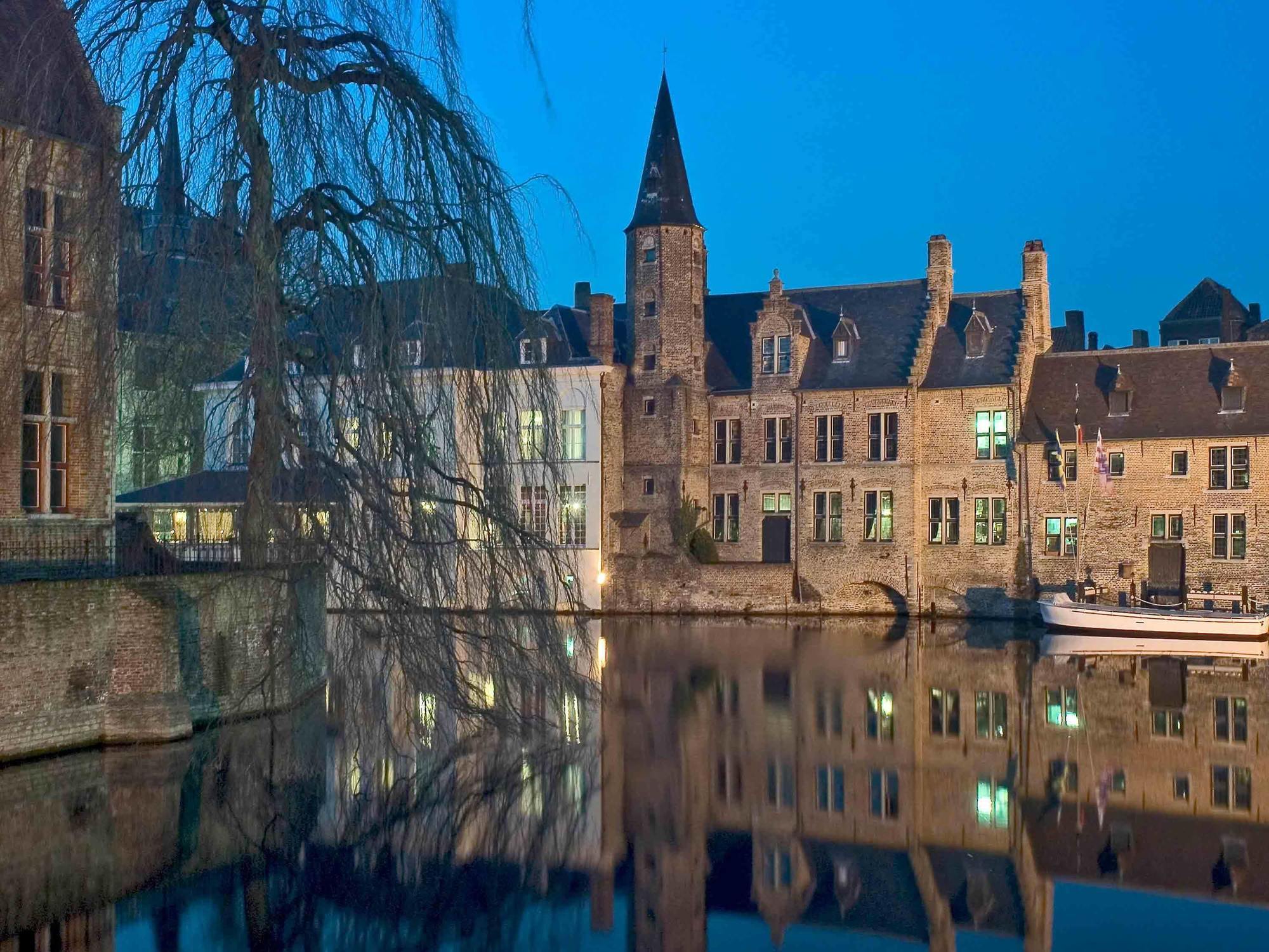 Ibis Styles Brugge Centrum Exterior photo